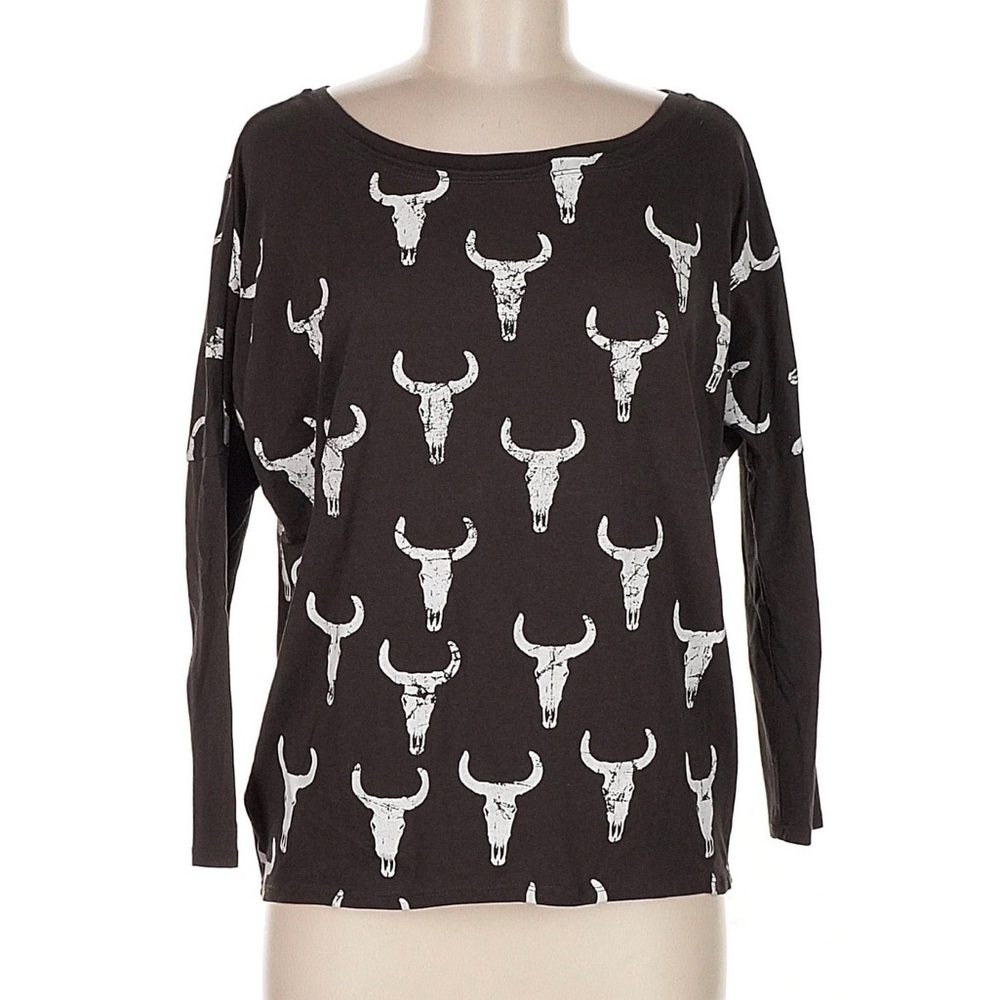 Chaser long sleeved black shirt